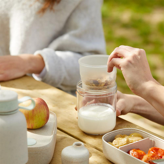 Pojemnik z łyżką JAR TO GO ORGANIC 400ml / Lekue